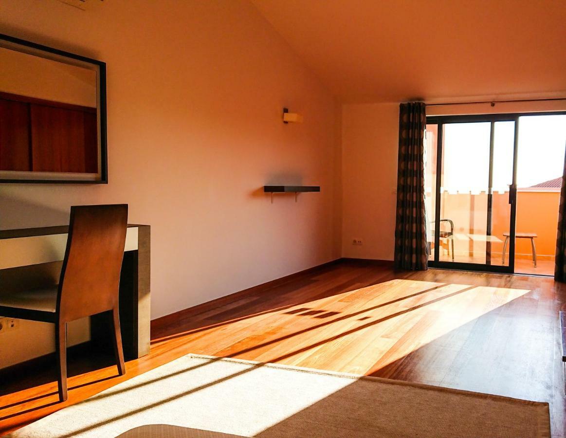 Luxury 3-Bedroom Apartment At High-End Praia Da Luz Екстер'єр фото